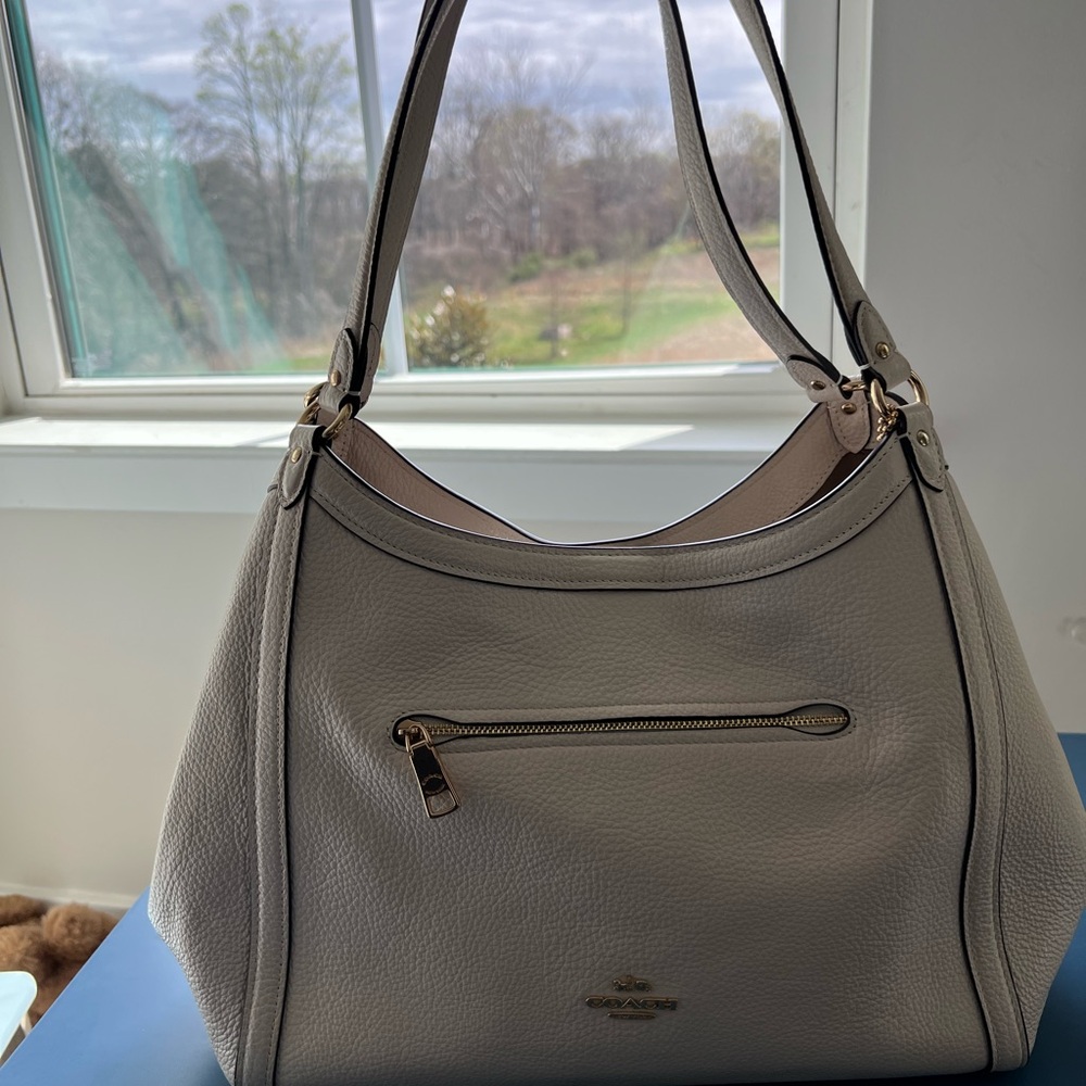 Coach Cream Leather Bag - Picture 13 of 16